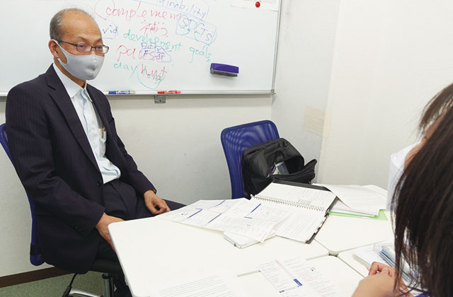 山中 敏彦【英語担当講師】